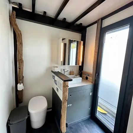 Hausboot Iron Franz- Entspannung Auf Dem Wasser 보트호텔